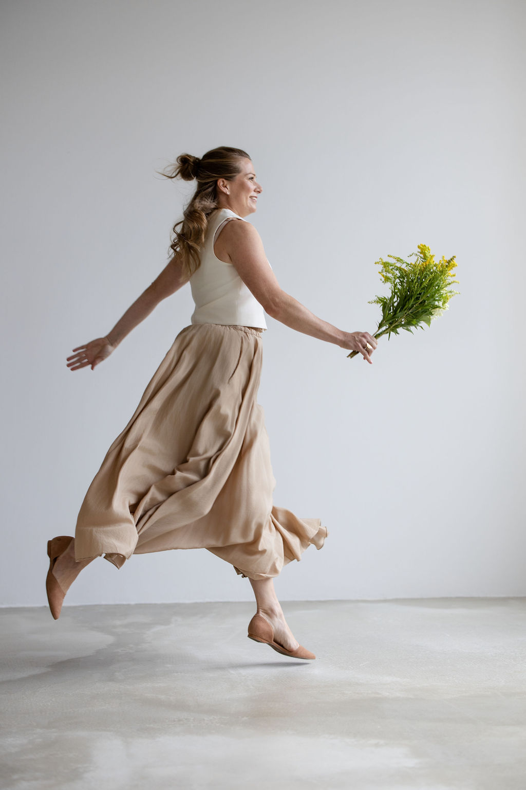 Ich voller Leichtigkeit springend